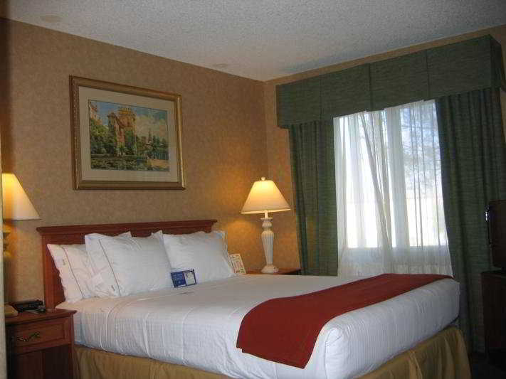 Hotel Baymont By Wyndham Barstow Historic Route 66 Habitación foto